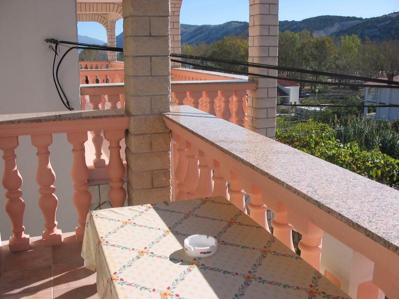 Apartmani Manuela Lopar Habitación foto